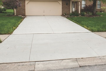 descente de garage en beton brut